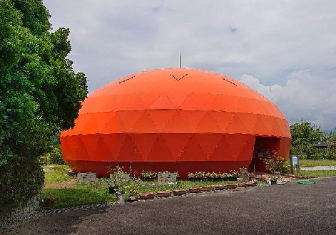 khaki-dome-museum