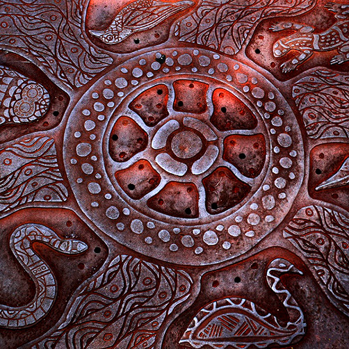 aborigine inspired art on a manhole cover in perth australia by ole reidar johansen via photopin ccborigine Inspired art on a manhole cover in Perth, Australia